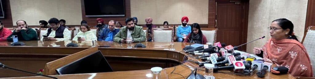 2 ਦਸੰਬਰ ਨੂੰ ਮਲੋਟ ਤੋਂ ਹੋਵੇਗੀ ਮਹਿਲਾਵਾਂ ਸਬੰਧੀ ਜਾਗਰੂਕਤਾ ਕੈਂਪਾਂ ਦੀ ਸ਼ੁਰੂਆਤ : ਡਾ. ਬਲਜੀਤ ਕੌਰ