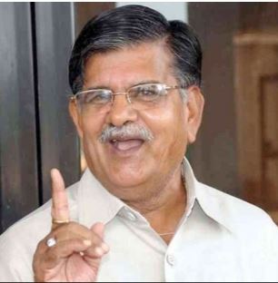 ਪਰਾਲੀ ਸਾੜਨ ਤੋਂ ਰੋਕਣ ਲਈ ਕੇਵਲ ਸਖਤੀ ਨਹੀਂ ਬਲਕਿ ਬਦਲ ਦੇਣ ਦੀ ਲੋੜ ਹੈ : ਰਾਜਪਾਲ ਕਟਾਰੀਆ