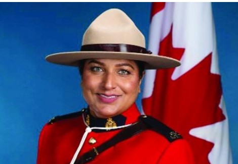 ਮਾਨਸਾ ਜ਼ਿਲ੍ਹੇ ਦੇ ਕਸਬਾ ਝੁਨੀਰ ਦੀ ਧੀ ਕਿਰਨਜੀਤ ਕੌਰ ਨੇ ਬਣੀ ਕੈਨੇਡਾ ਦੀ ਫ਼ੈਡਰਲ ਪੁਲਸ ਅਫ਼ਸਰ