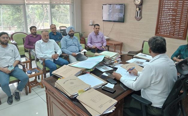 ਨਗਰ ਨਿਗਮ ਕਮਿਸ਼ਨਰ ਵਲੋਂ ਐਲ. ਐਂਡ. ਟੀ. ਨੂੰ ਸਖ਼ਤ ਹਦਾਇਤ