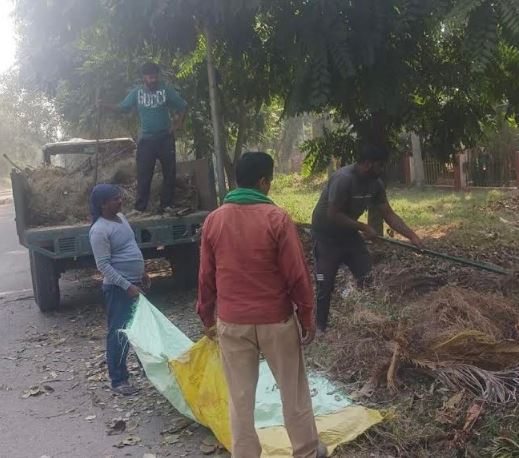 ਪੀ. ਡੀ. ਏ. ਨੇ ਅਰਬਨ ਅਸਟੇਟ ਫੇਜ਼-2 ਦੀ ਮਾਰਕੀਟ 'ਚ ਜਨਤਕ ਪਖਾਨਿਆਂ ਤੇ 10 ਮਰਲਾ ਮਕਾਨ ਇਲਾਕੇ 'ਚ ਸੜਕਾਂ ਦੀ ਮੁਰੰਮਤ ਕਰਵਾਈ