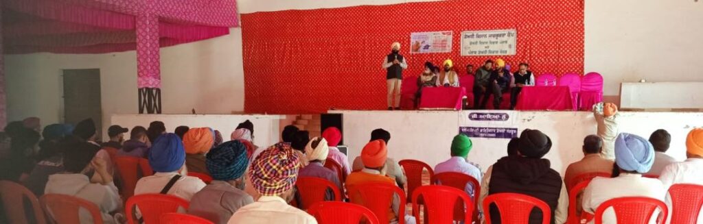 ਡੇਅਰੀ ਵਿਕਾਸ ਵਿਭਾਗ ਨੇ ਲਗਾਇਆ ਦੁੱਧ ਉਤਪਾਦਕ ਜਾਗਰੂਕਤਾ ਕੈਂਪ