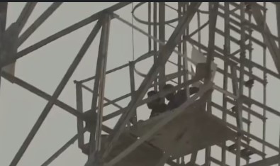 ਇਨਸਾਫ਼ ਦੀ ਮੰਗ ਲੈ ਕੇ ਜੈਪੁਰ ਵਿਚ ਦੋ ਵਿਅਕਤੀ ਮੋਬਾਈਲ ਟਾਵਰ ’ਤੇ ਚੜ੍ਹੇ