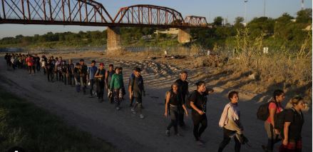 ਅਮਰੀਕਾ ਵਿਚ ਗੈਰ-ਕਾਨੂੰਨੀ ਢੰਗ ਨਾਲ ਦਾਖਲ ਹੋਣ ਵਾਲਿਆਂ ਦੀ ਗਿਣਤੀ ਵਿਚ ਹੁੰਦਾ ਜਾ ਰਿਹੈ ਭਾਰੀ