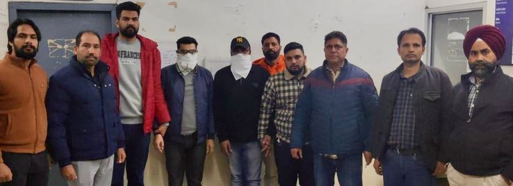 ਪੰਜਾਬ ਵਿਜੀਲੈਂਸ ਨੇ ਕੀਤਾ ਆਰ. ਟੀ. ਏ. ਦਫ਼ਤਰ ਦੇ ਦੋ ਮੁਲਾਜ਼ਮਾਂ ਨੂੰ 5500 ਰੁਪਏ ਰਿਸ਼ਵਤ ਲੈਂਦਿਆਂ ਕਾਬੂ