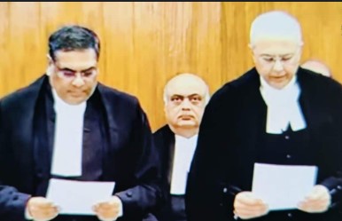 ਜਸਟਿਸ ਮਨਮੋਹਨ ਨੇ ਸੁਪਰੀਮ ਕੋਰਟ ਦੇ ਜੱਜ ਵਜੋਂ ਸਹੁੰ ਚੁੱਕੀ