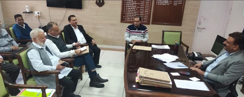 ਕਮਿਸ਼ਨਰ ਨਗਰ ਨਿਗਮ, ਪਟਿਆਲਾ ਨਾਲ ਵੈਲਫੇਅਰ ਸੋਸਾਇਟੀ ਦੀ ਮੀਟਿੰਗ ਹੋਈ