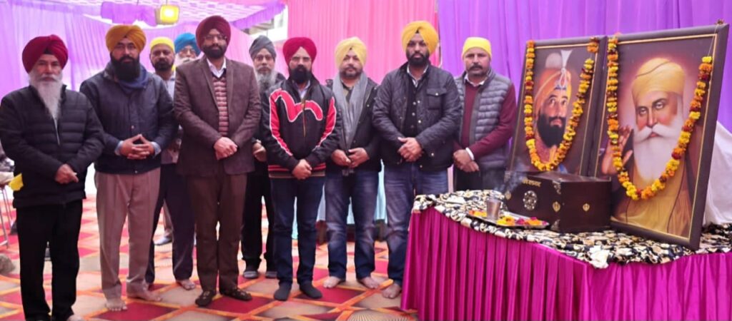 ਨਿਊ ਦਸਮੇਸ਼ ਟੈਕਸੀ ਯੂਨੀਅਨ ਵੱਲੋਂ ਸਰਬੱਤ ਦੇ ਭਲੇ ਤੇ ਟੈਕਸੀ ਡਰਾਈਵਰਾਂ ਦੀ ਸਿਹਤਯਾਬੀ ਲਈ ਸ੍ਰੀ ਆਖੰਡ ਪਾਠ ਸਾਹਿਬ ਜੀ ਦੇ ਭੋਗ ਪਾਏ