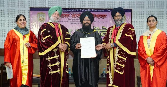 ਖ਼ਾਲਸਾ ਕਾਲਜ ਪਟਿਆਲਾ ਵੱਲੋਂ ਕਨਵੋਕੇਸ਼ਨ ਦੌਰਾਨ ਵਿਦਿਆਰਥੀਆਂ ਨੂੰ ਡਿਗਰੀਆਂ ਪ੍ਰਦਾਨ