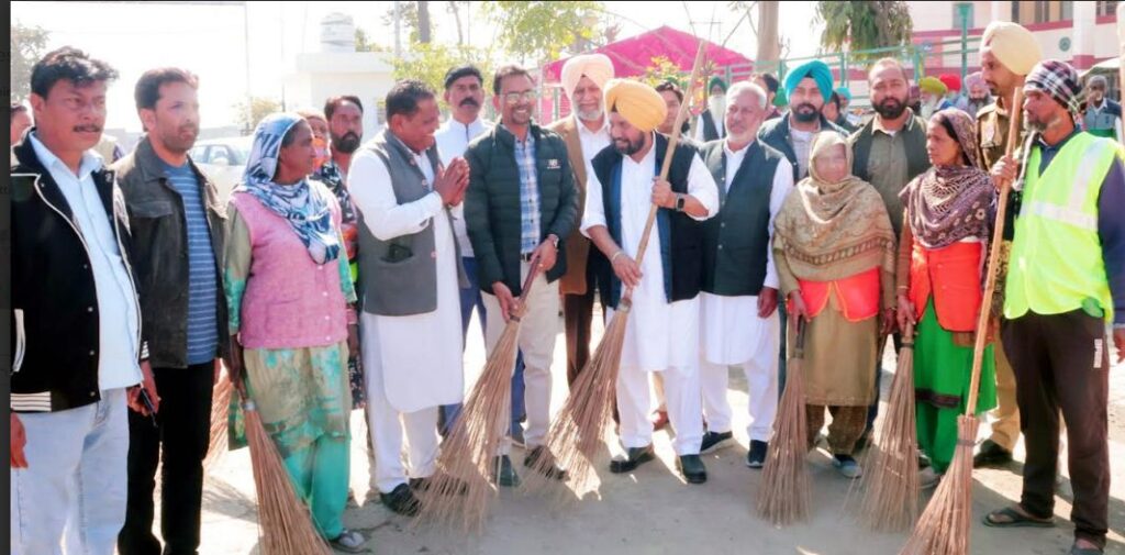ਹਰਚੰਦ ਸਿੰਘ ਬਰਸਟ ਨੇ ਪੰਜਾਬ ਦੀਆਂ ਮੰਡੀਆਂ ਦੀ ਸਾਫ-ਸਫਾਈ ਮੁਹਿੰਮ ਦਾ ਕੀਤਾ ਆਗਾਜ਼