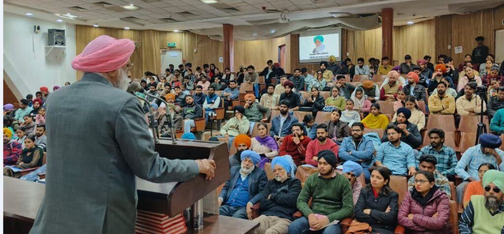ਪੰਜਾਬ ਸਟੂਡੈਂਟਸ ਯੂਨੀਅਨ ਵੱਲੋਂ ਪੰਜਾਬੀ ਯੂਨੀਵਰਸਿਟੀ ਪਟਿਆਲਾ ਵਿੱਚ ਖੇਤੀ ਸੰਕਟ ਅਤੇ ਐਮ. ਐਸ. ਪੀ. ਦੇ ਸਵਾਲ ਉੱਪਰ ਕਰਵਾਇਆ ਸੈਮੀਨਾਰ