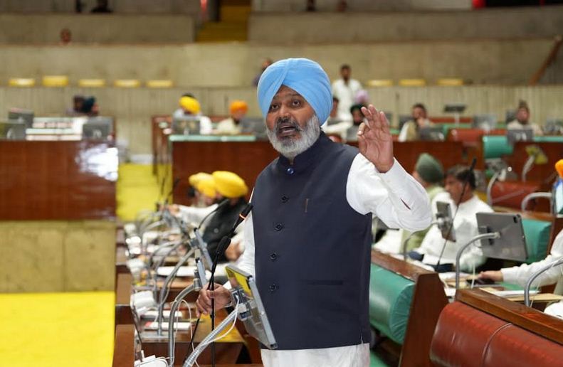 ਪੰਜਾਬ ਵੱਲੋਂ ਹਜ਼ਾਰਾਂ ਆਊਟਸੋਰਸਡ ਵਰਕਰਾਂ ਦਾ ਭਵਿੱਖ ਸੁਰੱਖਿਅਤ ਕਰਨ ਲਈ ਇਤਿਹਾਸਕ ਕਾਨੂੰਨ ਪਾਸ