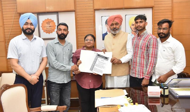 ਵਿੱਤ ਮੰਤਰੀ ਹਰਪਾਲ ਸਿੰਘ ਚੀਮਾ ਨੇ ਅਧਿਆਪਕਾਂ, ਸਿੱਖਿਆ ਮੁਲਾਜ਼ਮਾਂ ਅਤੇ ਪੈਨਸ਼ਨਰਾਂ ਨਾਲ ਕੀਤੀ ਗੱਲਬਾਤ