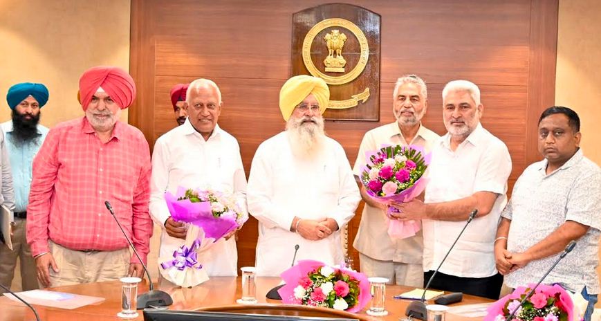 ਪੰਜਾਬ ਸਰਕਾਰ ਦੇ ਮੰਤਰੀ ਸਮੂਹ ਵੱਲੋਂ ਝੋਨੇ ਦੇ ਖਰੀਦ ਸੀਜ਼ਨ ਦੇ ਮੱਦੇਨਜ਼ਰ ਚੌਲ ਮਿੱਲਰਾਂ ਨੂੰ ਪੂਰਨ ਸਹਿਯੋਗ ਦਾ ਭਰੋਸਾ