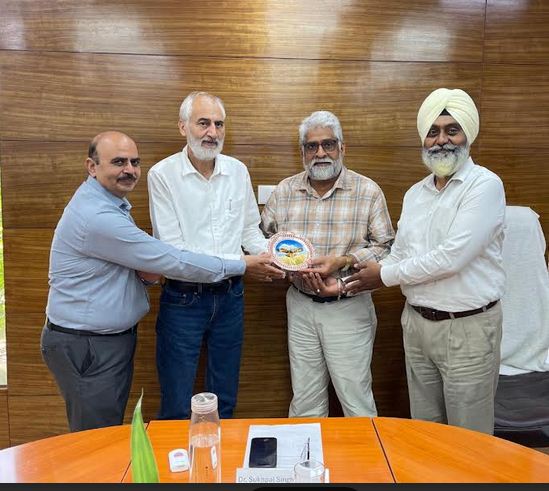 ਪੰਜਾਬ ਰਾਜ ਕਿਸਾਨ ਤੇ ਖੇਤ ਮਜ਼ਦੂਰ ਕਮਿਸ਼ਨ ਵੱਲੋਂ ਅਮਰੀਕੀ ਖੇਤੀਬਾੜੀ ਵਿਭਾਗ ਦੇ ਨੁਮਾਇੰਦੇ ਨਾਲ ਮੁਲਾਕਾਤ