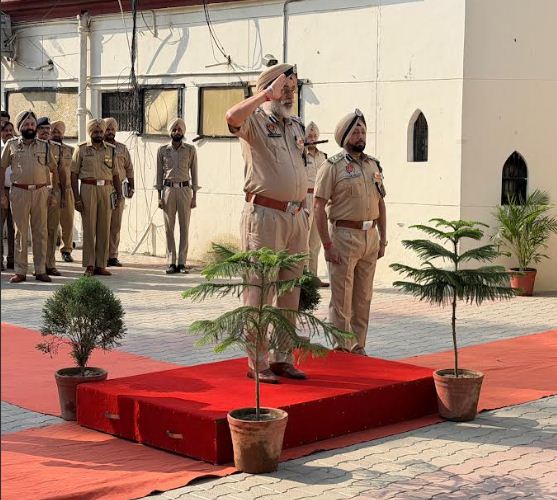 ਨਵੇਂ ਡੀਆਈਜੀ ਸੂਬਾ ਸਿੰਘ ਰੰਧਾਵਾ ਵੱਲੋਂ ਕੇਂਦਰੀ ਜੇਲ੍ਹ ਵਿਖੇ ਜੇਲ੍ਹ ਪ੍ਰਸ਼ਾਸਨ, ਹੁਨਰ ਵਿਕਾਸ ਤੇ ਭਲਾਈ ਉਪਰਾਲਿਆਂ ਦਾ ਜਾਇਜ਼ਾ