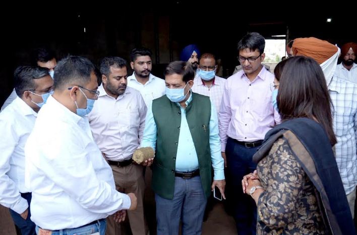 ਹਵਾ ਗੁਣਵੱਤਾ ਪ੍ਰਬੰਧਨ ਕਮਿਸ਼ਨ ਦੀ ਟੀਮ ਵੱਲੋਂ ਪਰਾਲੀ ਪ੍ਰਬੰਧਨ ਦੇ ਉਪਰਾਲਿਆਂ ਦਾ ਜਾਇਜ਼ਾ ਲੈਣ ਲਈ ਪਟਿਆਲਾ ਜ਼ਿਲ੍ਹੇ ਦਾ ਦੌਰਾ