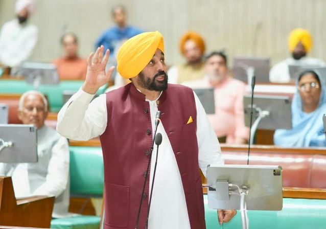 ‘ਵੋਟ-ਚੋਰੀ’ ਲੋਕਤੰਤਰ ਲਈ ਗੰਭੀਰ ਖ਼ਤਰਾ; ਐੱਸ.ਆਈ.ਆਰ. ਨੂੰ ਤੁਰੰਤ ਰੱਦ ਕੀਤਾ ਜਾਵੇ: ਮੁੱਖ ਮੰਤਰੀ ਭਗਵੰਤ ਸਿੰਘ ਮਾਨ
