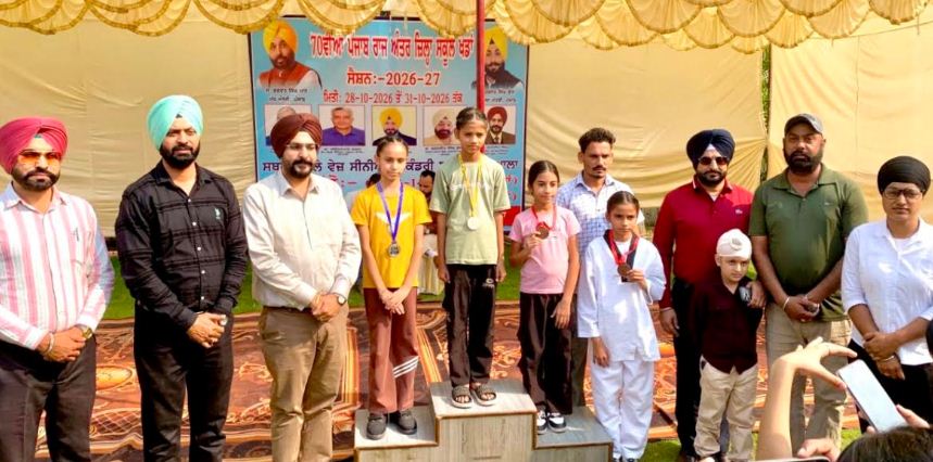 ਤਾਇਕਵਾਂਡੋ ਅੰਡਰ-14 ਲੜਕੀਆਂ ਦੇ ਮੁਕਾਬਲੇ ਪਲੇਅ ਵੇਜ਼ ਸੀਨੀਅਰ ਸੈਕੰਡਰੀ ਸਕੂਲ ‘ਚ ਕਰਵਾਏ ਗਏ