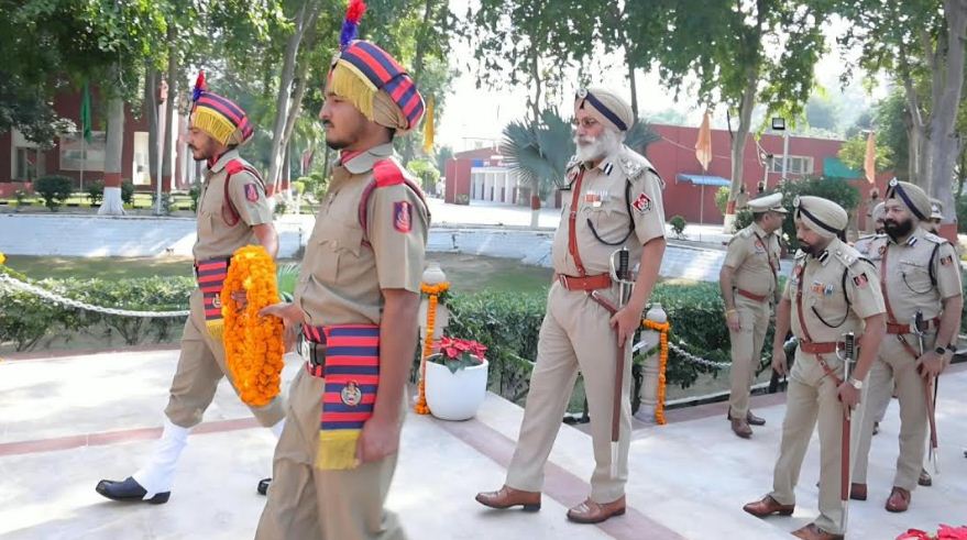 ਪੰਜਾਬ ਜੇਲ੍ਹ ਵਿਭਾਗ ਵੱਲੋਂ ਡਿਊਟੀ ਦੌਰਾਨ ਸ਼ਹੀਦ ਹੋਏ 12 ਅਧਿਕਾਰੀਆਂ ਤੇ ਕਰਮਚਾਰੀਆਂ ਨੂੰ ਸ਼ਰਧਾਂਜਲੀ ਭੇਟ